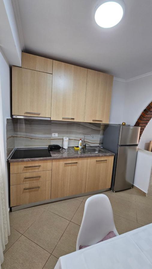 Aliaj Guest House Берат Экстерьер фото