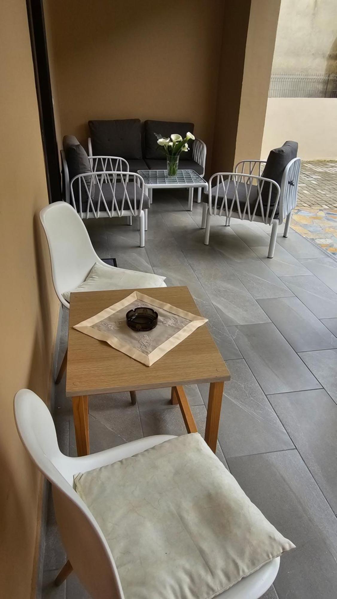 Aliaj Guest House Берат Экстерьер фото